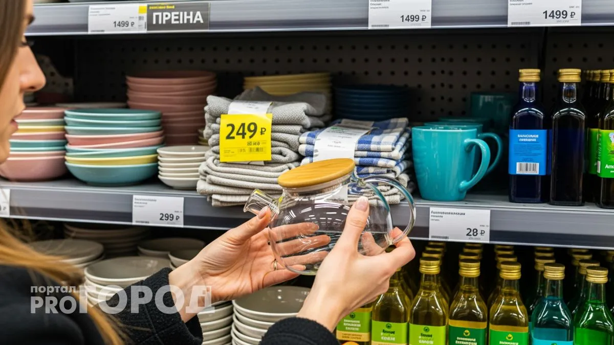 Чижик устроил предпраздничную распродажу домашних товаров — очереди не заканчиваются весь день