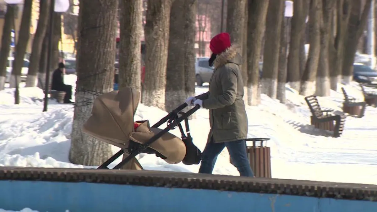 42 семьи получили по 200 тысяч рублей за рождение детей