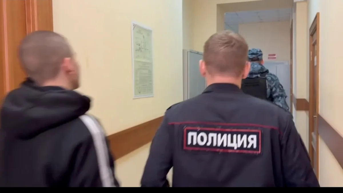  В Ярославле нашли ещё двух участников драки в "Ауре":  "Мы футбольные фанаты"