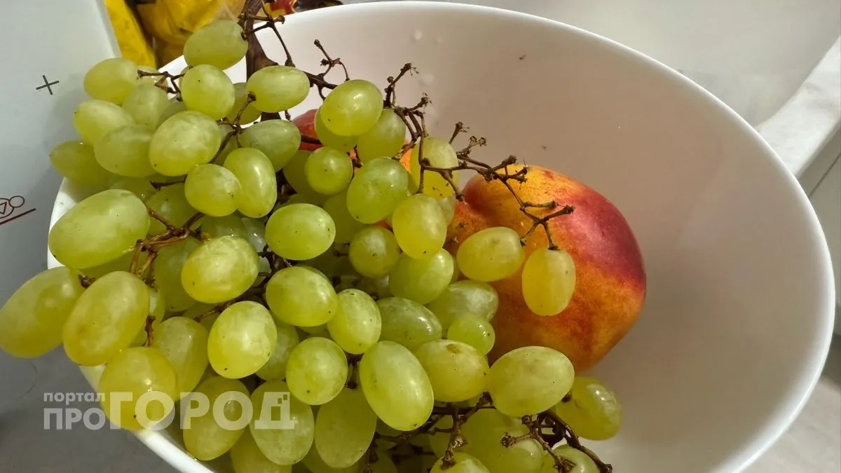 В Европе этот фрукт признали опасным, а у нас до сих пор дают детям 