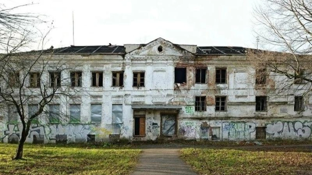 В Ярославской области выставят на торги семь изъятых у нерадивых владельцев памятников