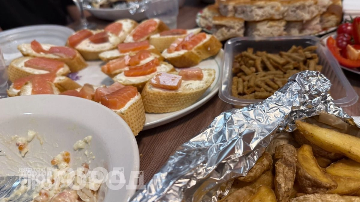 Турки не стали есть это на застолье: пять российских продуктов, которые вызывают шок у турков