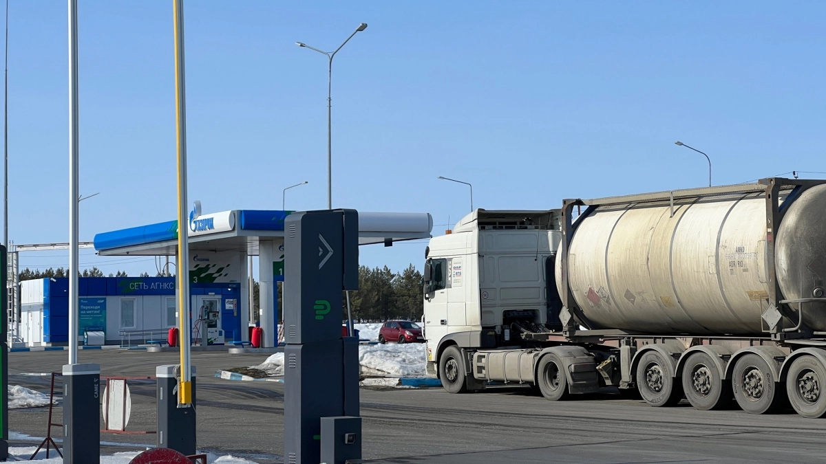 Почему юристы советуют отказаться от услуг заправщиков: какие неприятности могут случиться — скрытые риски