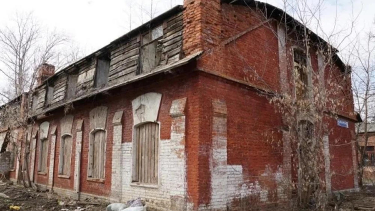 Конюшню 1915 года в Ярославле продают за 1 рубль с обязательством восстановить