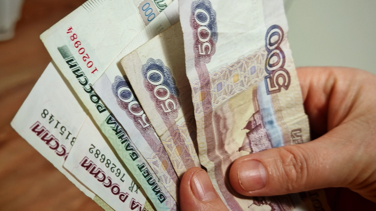 «Наличные деньги делаю вас богаче»: как сэкономить 20 % в год и вернуть контроль над деньгами