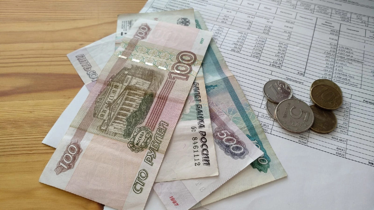 Россиянка ахнула, когда увидела, что в Швейцарии платят налог за дождь и телевизор: налоги, которые вас удивят