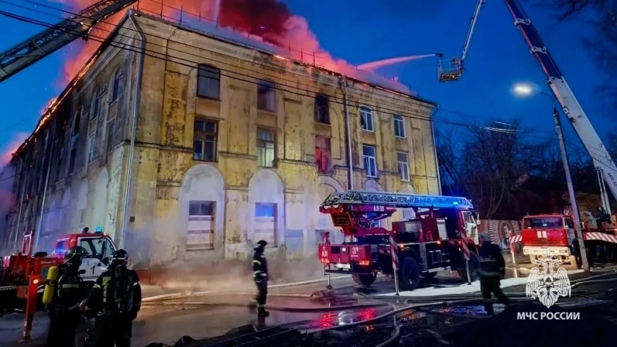 В Ярославле прокуратура проверяет содержание и ремонт дома на Стачек после эвакуации более 100 жильцов