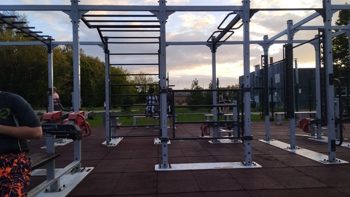 Бросила качать пресс и просто делала одно упражнение – живот ушел за месяц