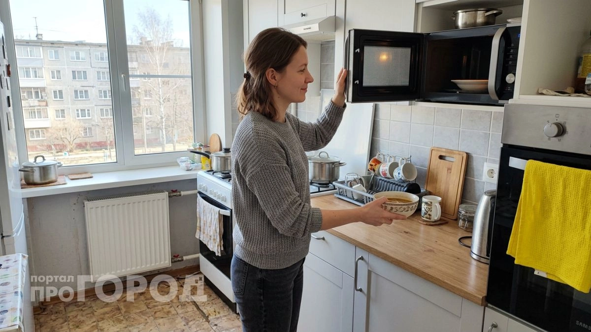 Запомните эти 10 продуктов и никогда не ставьте их в микроволновку — они становятся опасными для здоровья