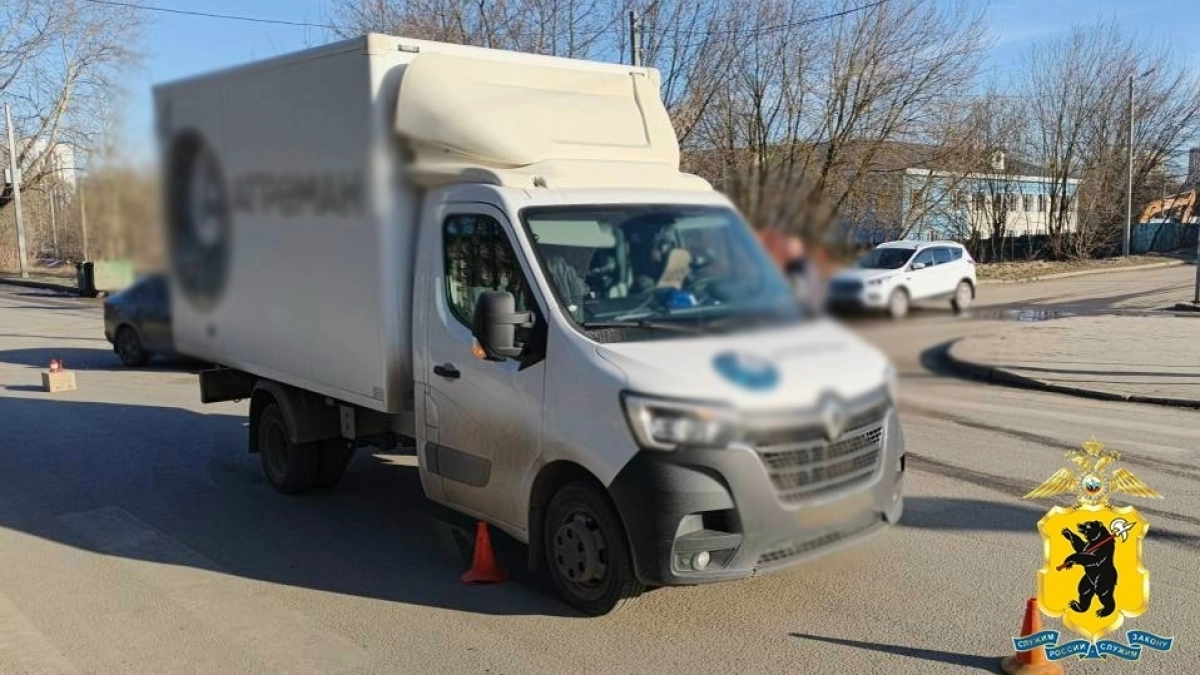 В Ярославле 13-летнего мальчика сбил грузовик