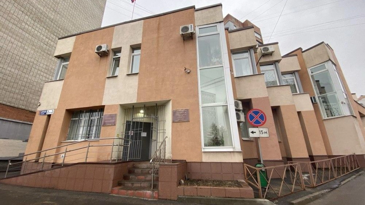 Суд над руководством радиозавода, итоги борьбы с рекламой и ремонт моста: главные новости за 31 марта