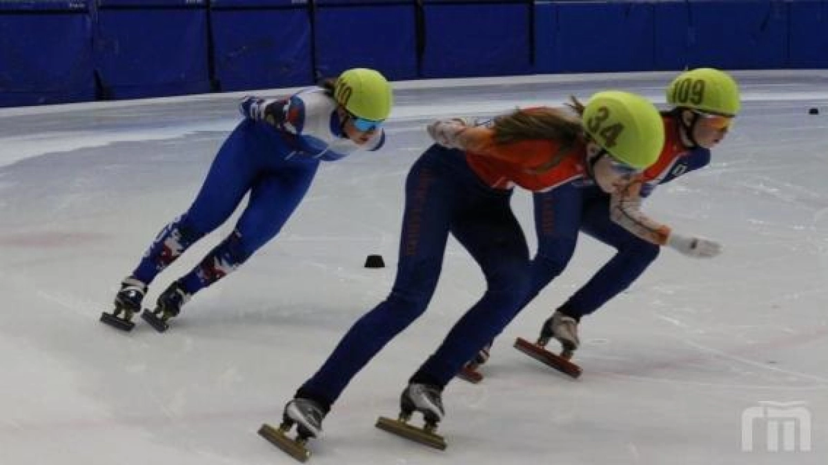 Рыбинск примет 200 конькобежцев из 22 регионов России и Беларуси