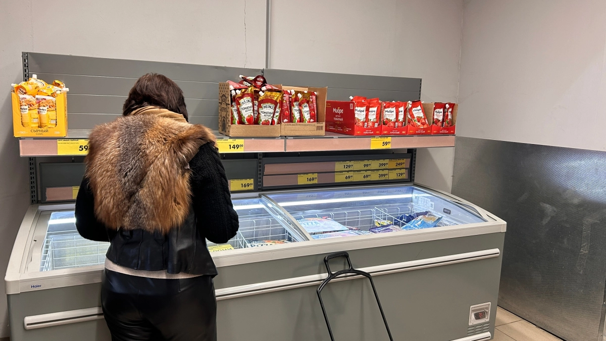 Покупателей ждут сюрпризы с апреля: ценники, пакеты и кассы уже не будут прежними