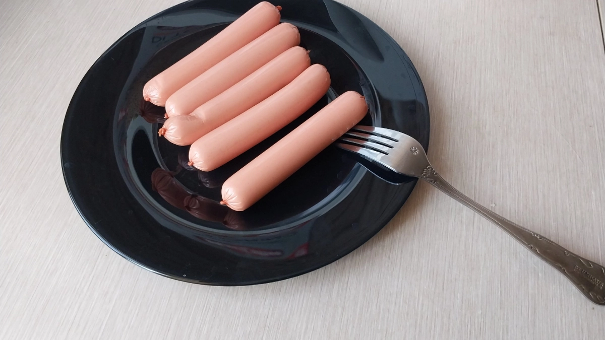 Можно ли варить сосиски вместе с макаронами: гениально или глупо — разбираем все «за» и «против»