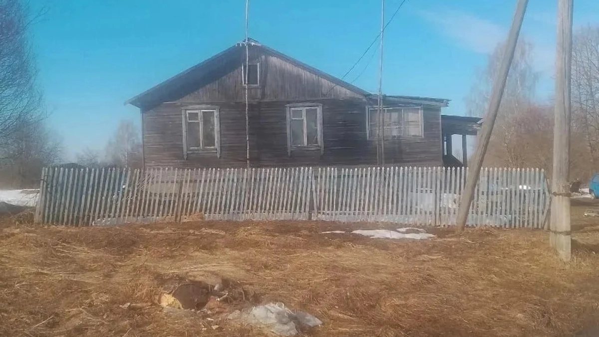 Адрес есть, хозяина нет: неожиданная развязка истории служебного дома в Ярославской области