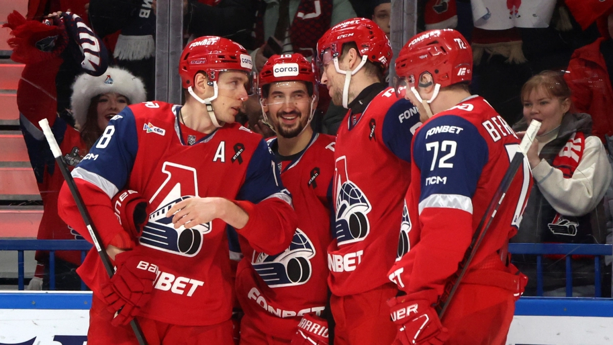  «Локомотив» начинает серию с «Салаватом»: шансы ярославцев на победу оценивают более чем в 90%