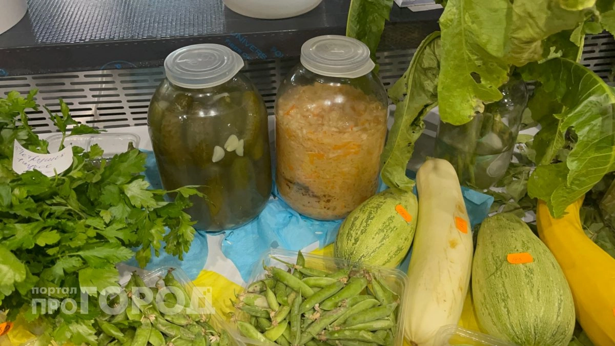 Квашеную капусту не солю, а добавляю эти специи: соседи просят рецепт, а я расскажу вам 