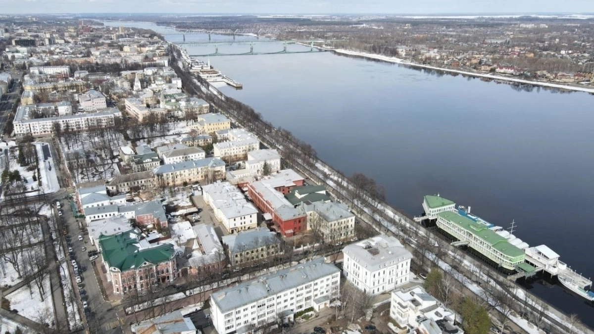 Вода приходит, помощь не запаздывает: прокуратура Ярославской области открывает телефон спасения от паводка