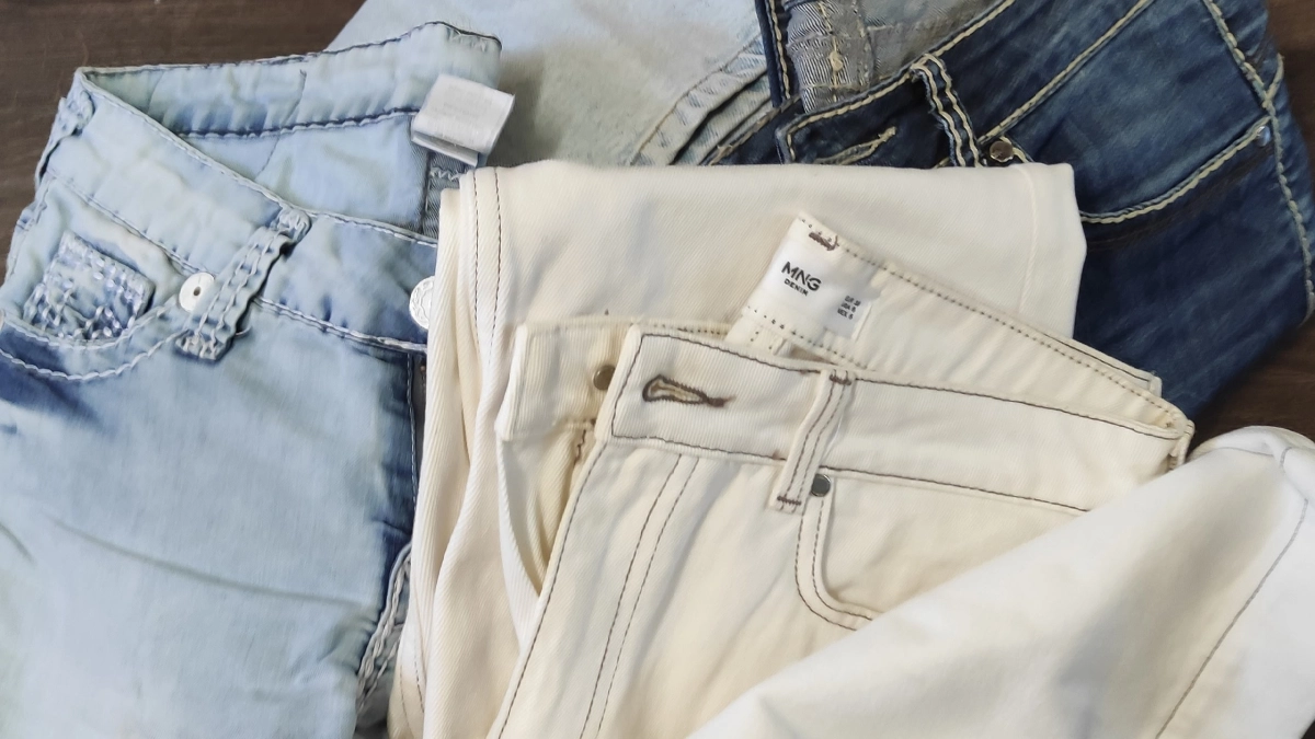 Старые джинсы берегу как зеницу ока: беру клубок пряжи и превращаю в шедевральную вещь - даже без швейной машинки