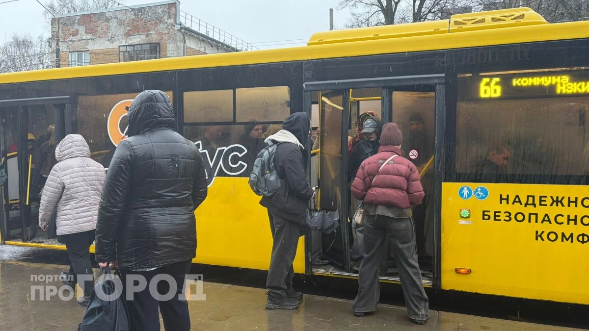 Ярославна отсудила у перевозчика более 100 тысяч рублей за падение в автобусе 