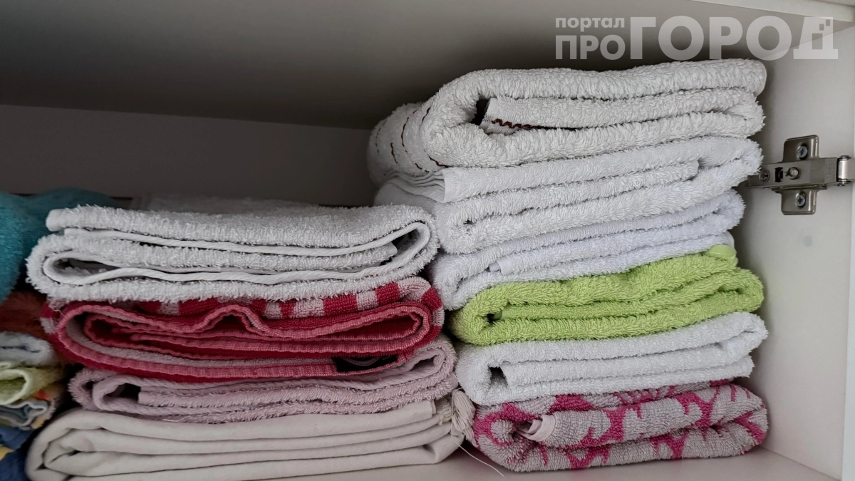 Чистое, но вонючее: какая бактерия превращает полотенце в источник зловония — разоблачаем главного виновника