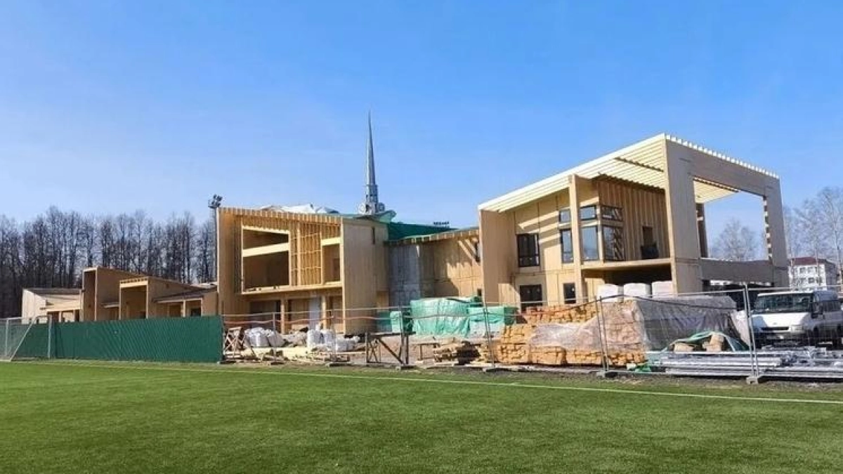 Спортшкола «Шинника» в Ярославле готова на 60 процентов