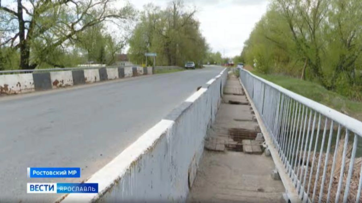 Аварийный ремонт моста в Белогостицах завершили на сутки раньше срока