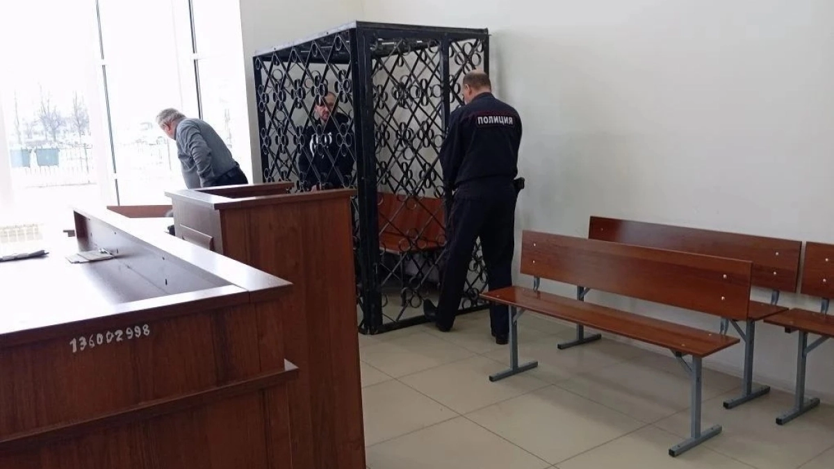 В Ярославской области пожилая пара устроила ловушку мошенникам и помогла полиции взять их с поличным