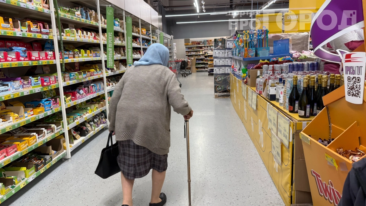 Россияне массово покупают год стажа: как и кому можно докупить пенсионные баллы в 2026 году ради достойной пенсии