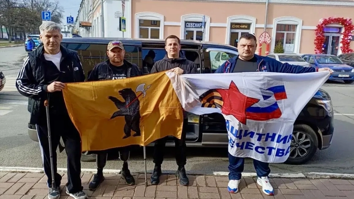 Ярославские ветераны СВО ныряют в "Кубок героев" и показывают характер на воде