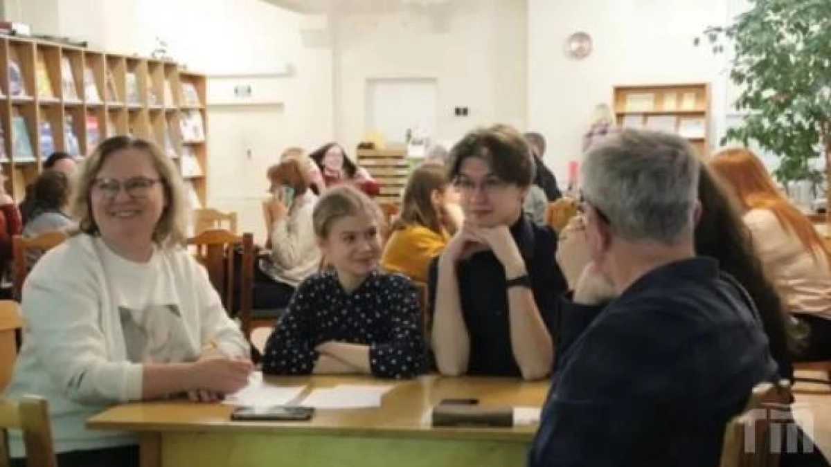 В Ярославле прошла юбилейная «Библионочь» с этноквизом и кухнями народов России