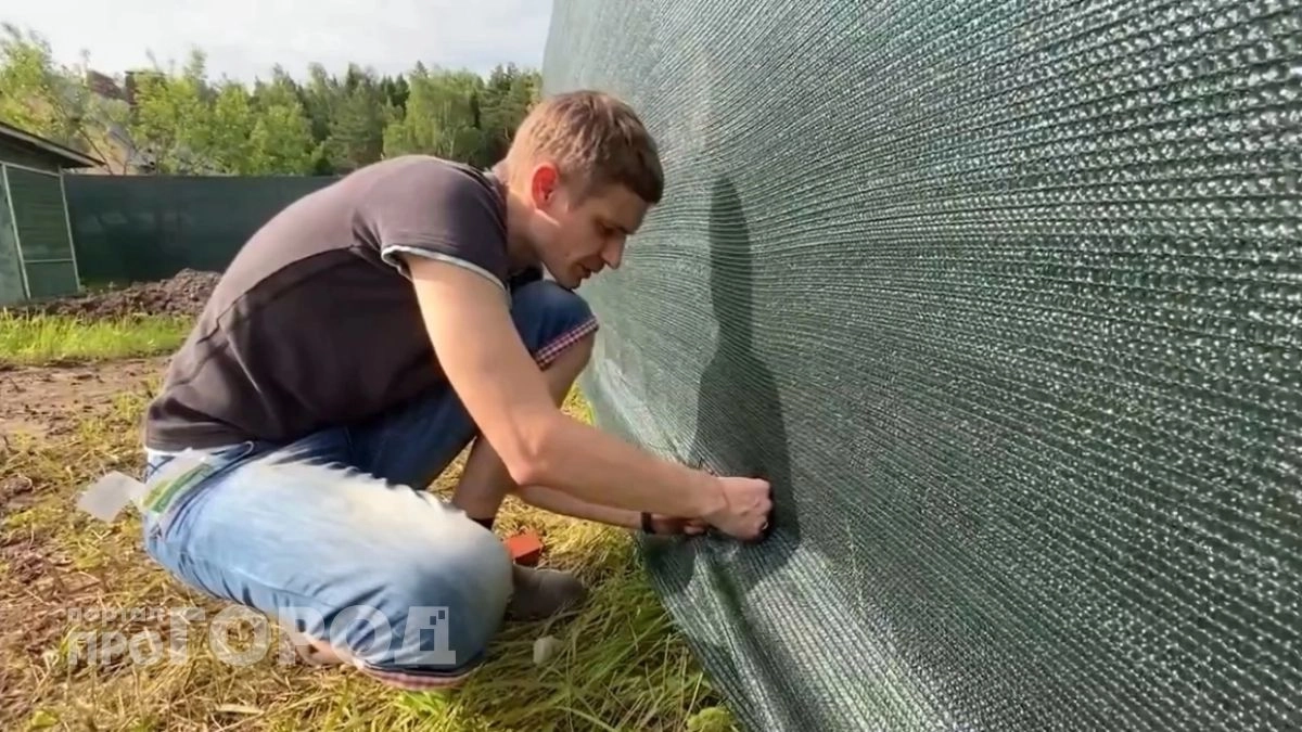 Сделал забор на даче за один день без лишних трат: результат выглядит дорого, а соседи постоянно спрашивают цену
