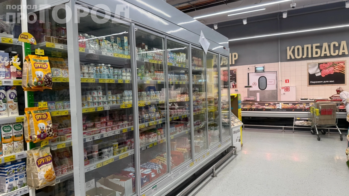 Зелёная жижа за 100 рублей и космопай за полторы тысячи: новинки Магнита загнали в угол 