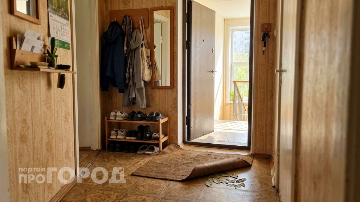 Выкинула всю химию из шкафов: лавровый лист справляется с грязью в доме намного лучше покупных средств