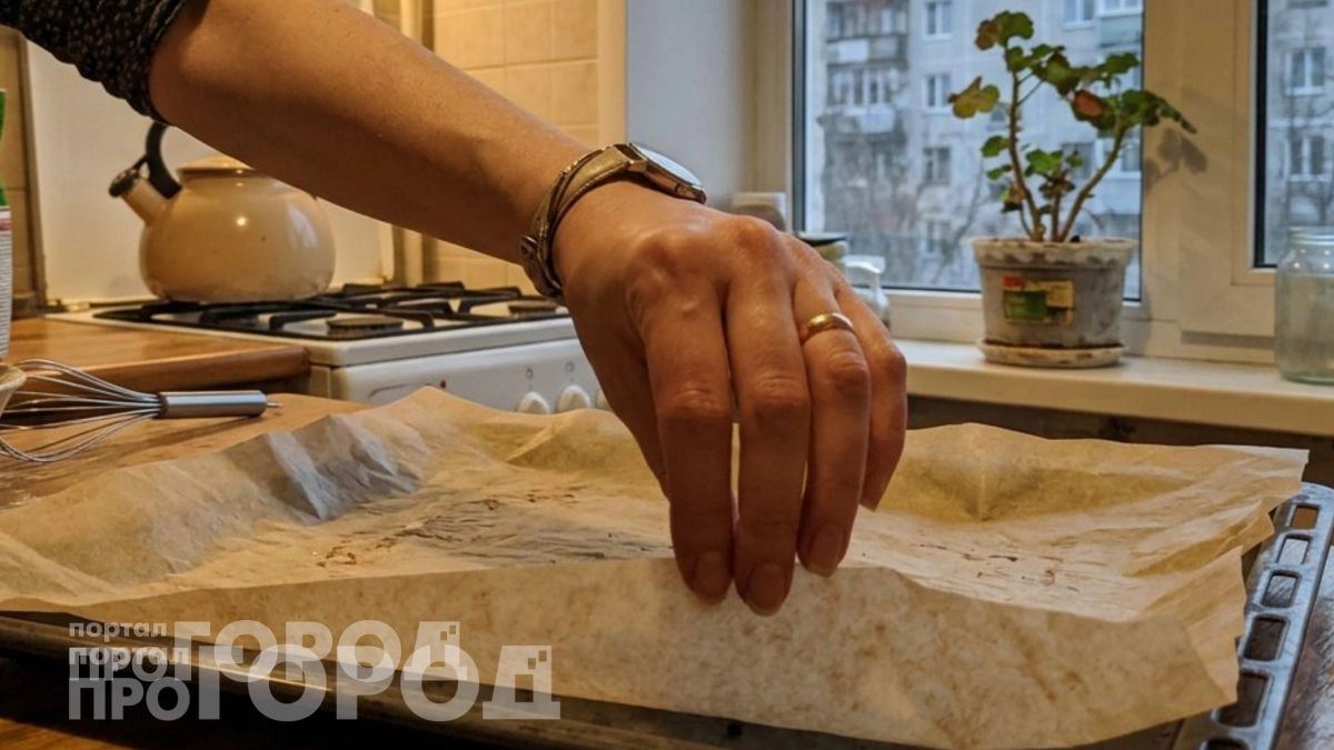 Хватит гадать с пергаментом: одна простая хитрость поможет вам раз и навсегда забыть о прилипшей выпечке