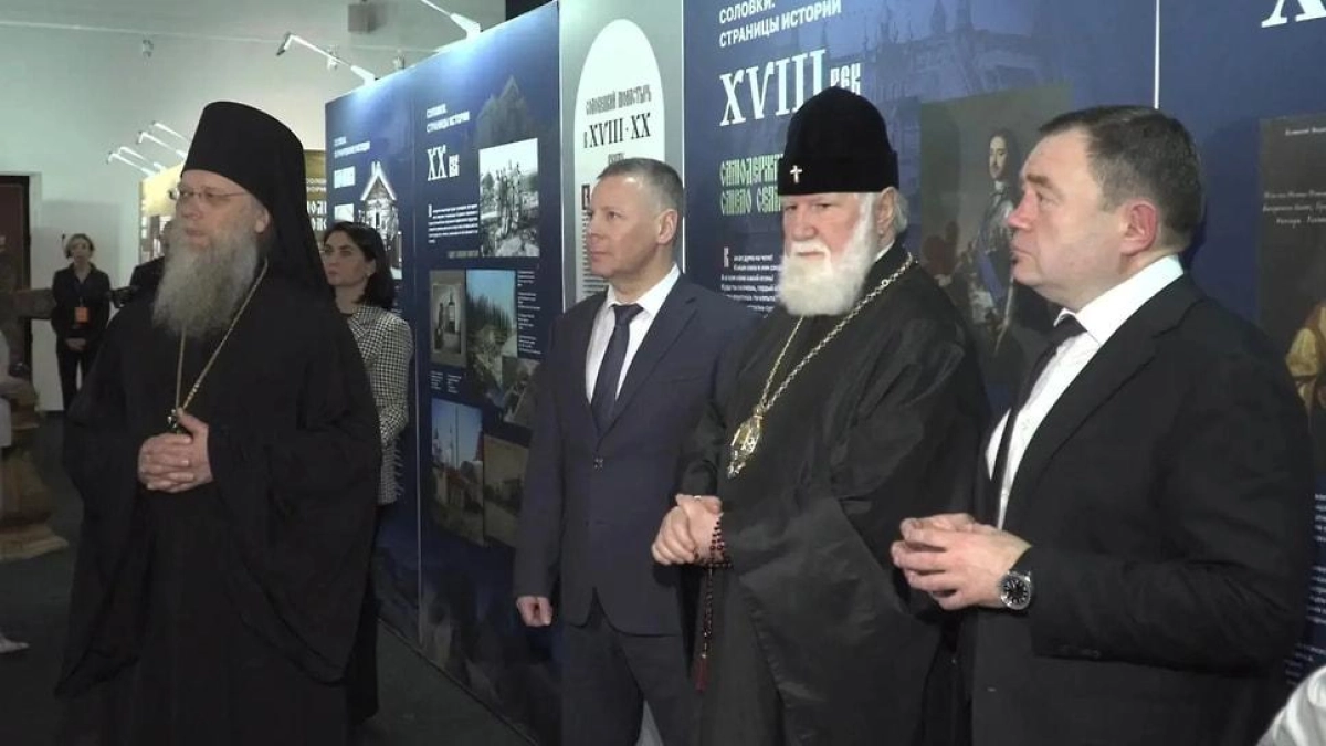 Губернатор Евраев получил церковный орден в честь 55-летия