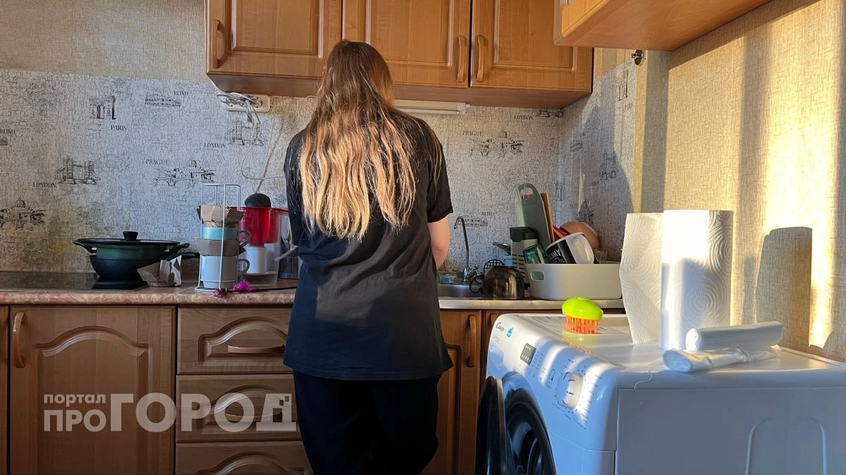 Дизайнеры в шоке: эти 3 "убийцы интерьера" до сих пор стоят в российских квартирах 