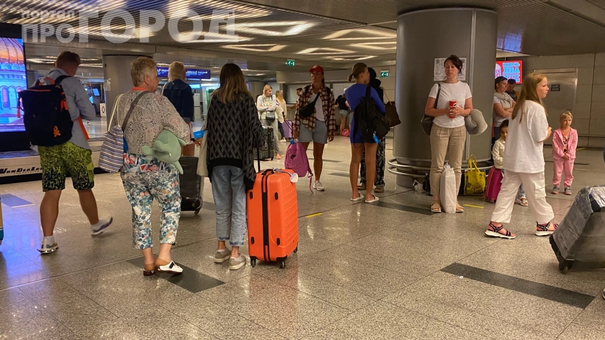 Вскроют и вас не спросят: 5 предметов в чемодане, которые гарантированно отправят багаж на ручной досмотр