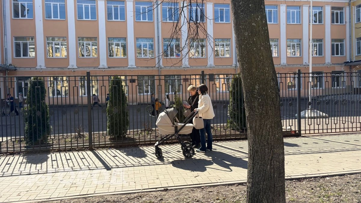 Родители ярославских школьников тратят до 6000 рублей в неделю на репетиторов