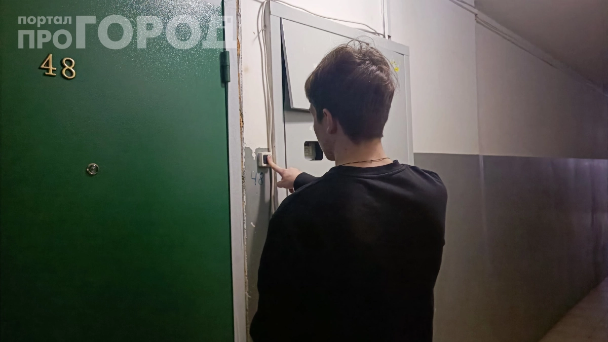 Перестаньте терпеть шумных соседей: вызывала полицию трижды, спала в берушах, а помог один звонок собственнику