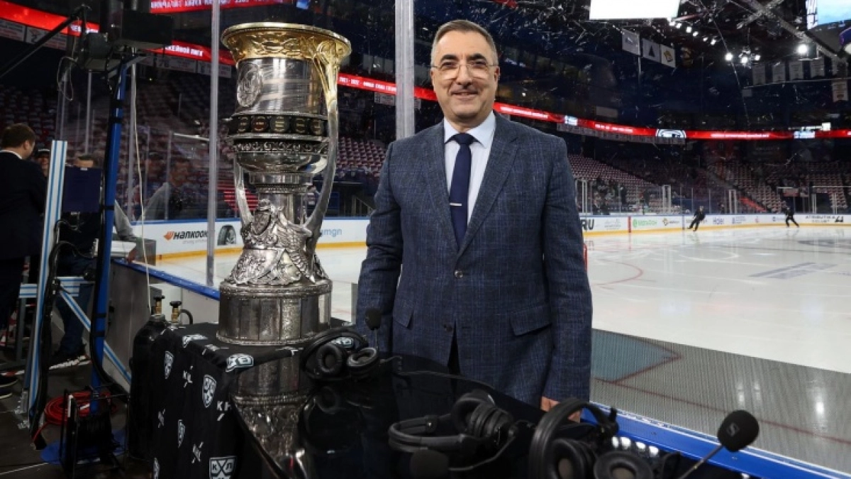 Вайсфельд о серии «Локомотив» – «Авангард»: главный интерес — два североамериканских тренера с одинаковым подходом