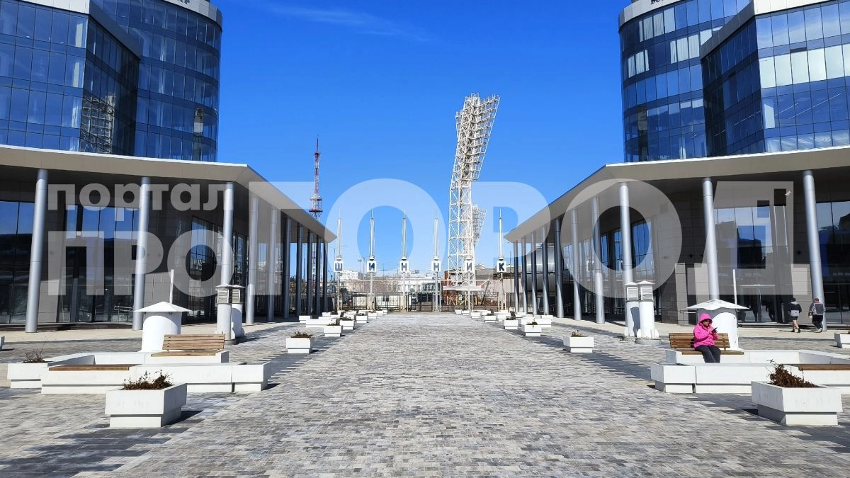 Площадь Труда: от зелёного парка советских лет к каменному скверу в 2026‑м