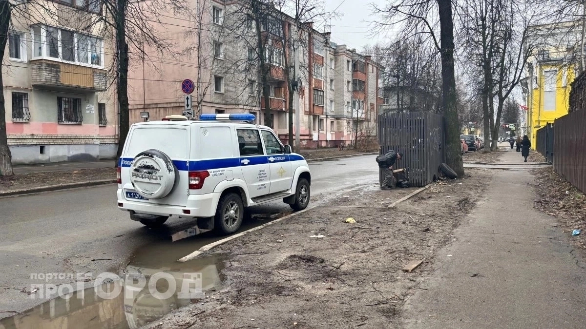 Словесная перепалка дошла до кипения: в Ярославле женщина ответила на хамство соседа кипящим супом