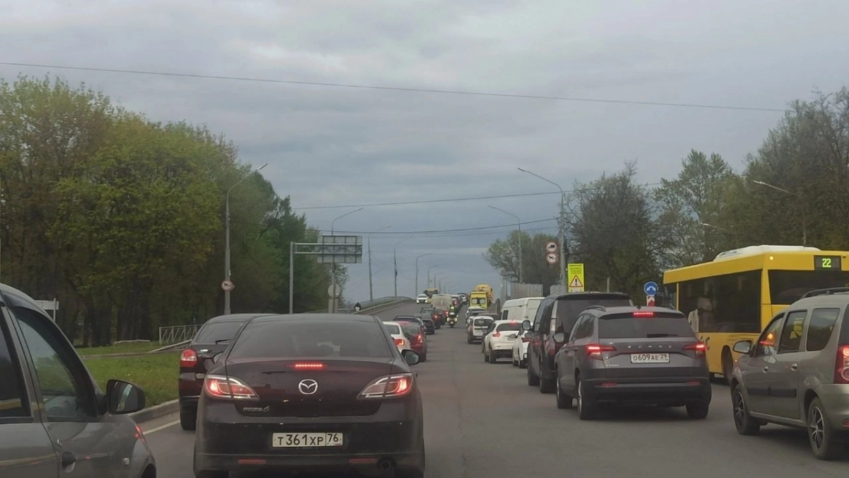  В Ярославле перекрывали проспект Фрунзе 