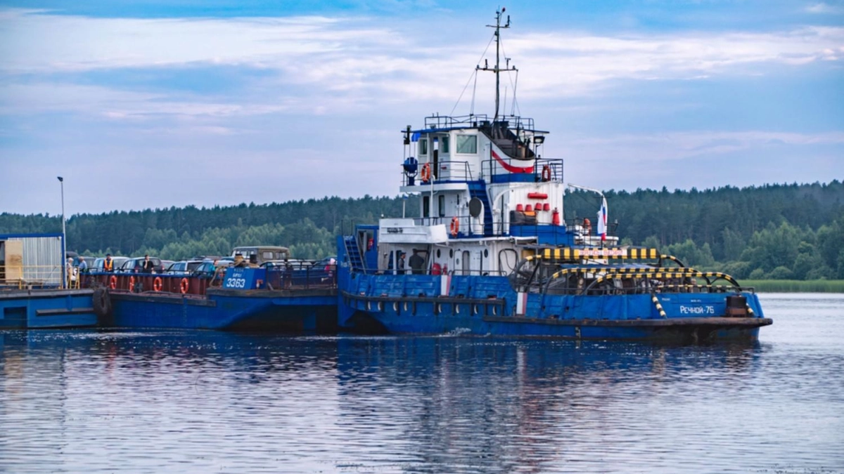 Паром в Мышкине задержался: надзорные замечания отложили старт до 5 мая