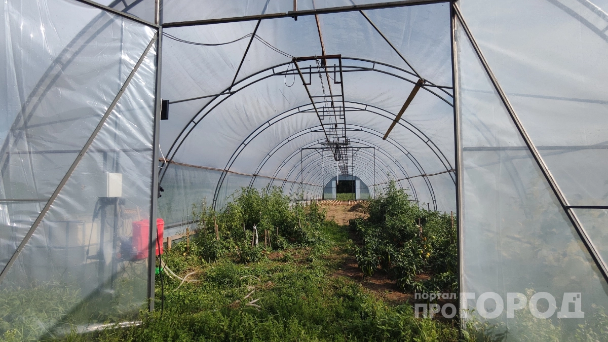 Забудьте про тепловые пушки и счётчики: самодельная печь из мусора держит температуру даже в заморозки - 5 дней без присмотра