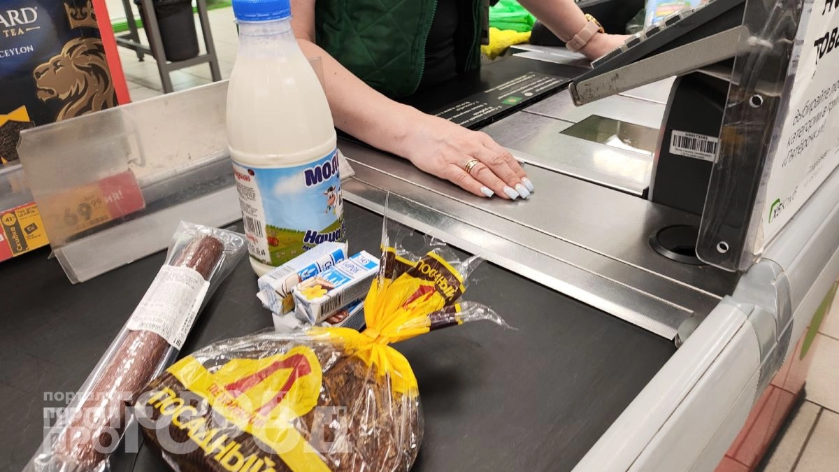 Сотрудник Пятерочки честно назвал продукты по акции которые лучше обходить стороной ради вашей безопасности