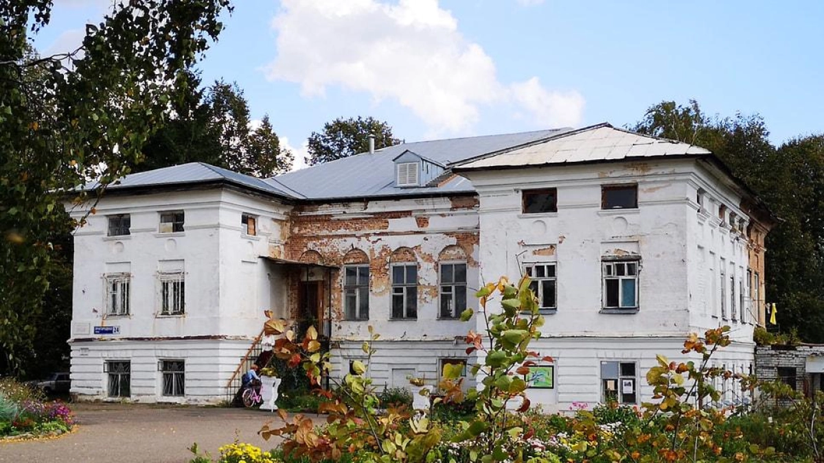 Мэрия Ярославля через суд забирает усадьбу Коковцовых у фонда