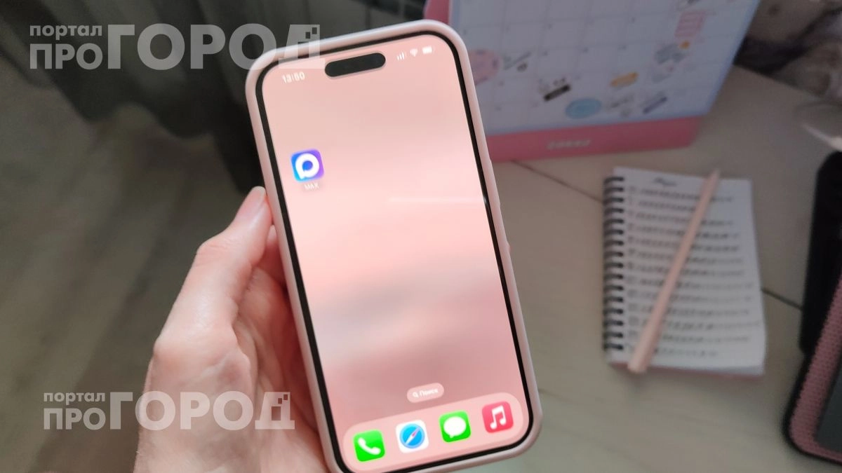 Кладите смартфон экраном вниз во время звонка: простая привычка, которая спасет вас от лишних проблем