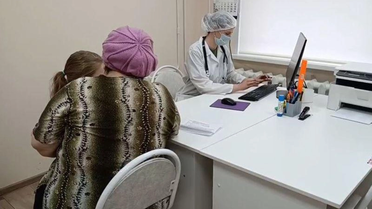 Студенты-медики из Ярославля привезли профосмотры в деревню Григорьевское